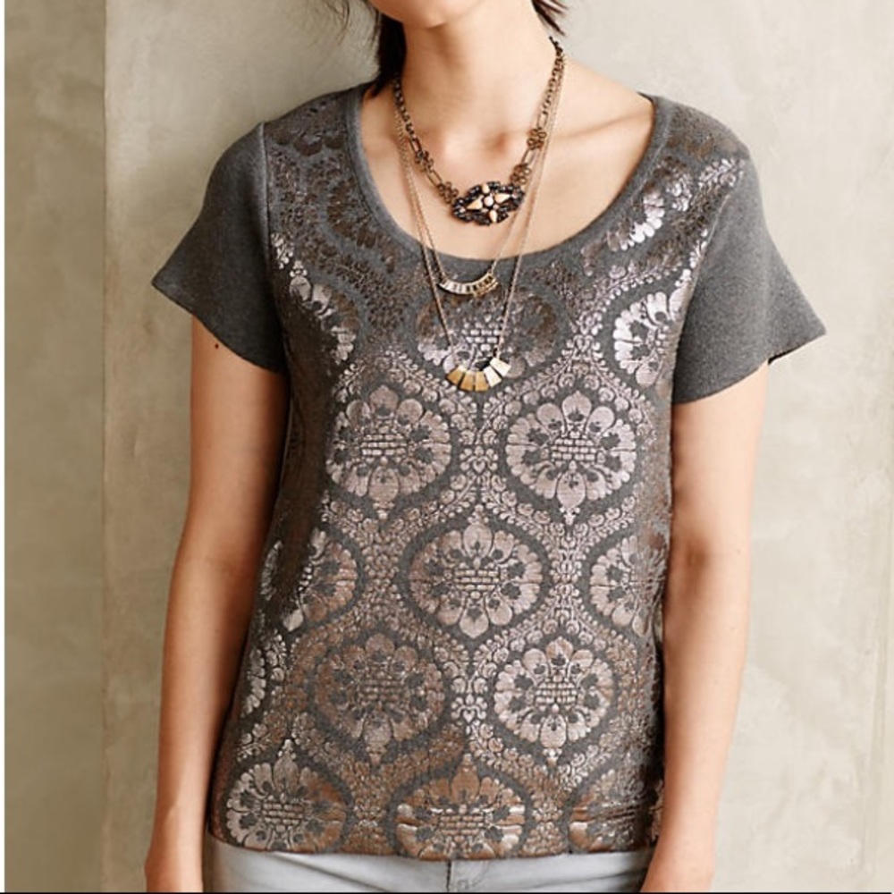 Anthropologie Drawing Room Pullover Medallion top